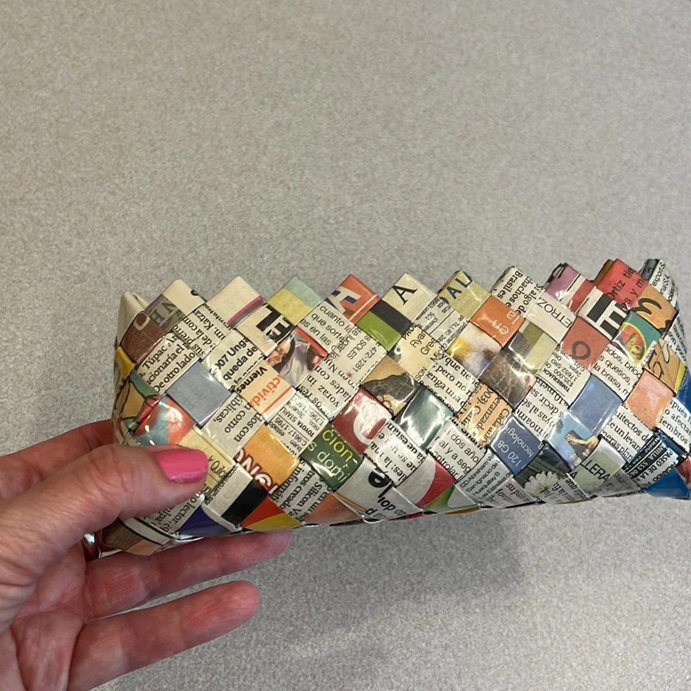 Ecoist recycled paper clutch - Picture 9 of 9